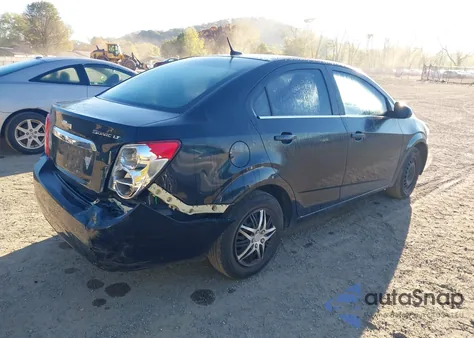 2013 Chevrolet Sonic Lt Auto из США, поврежденный, VIN 1G1JC5SH3D4112410